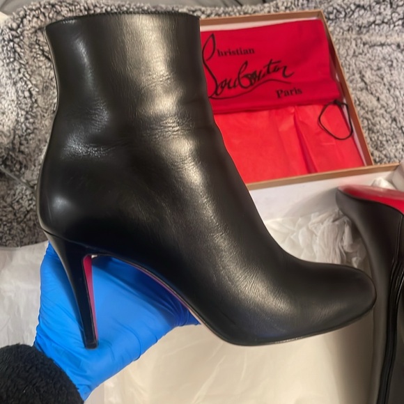 Christian Louboutin Classic Booties, Size 7/37 - Picture 13 of 14